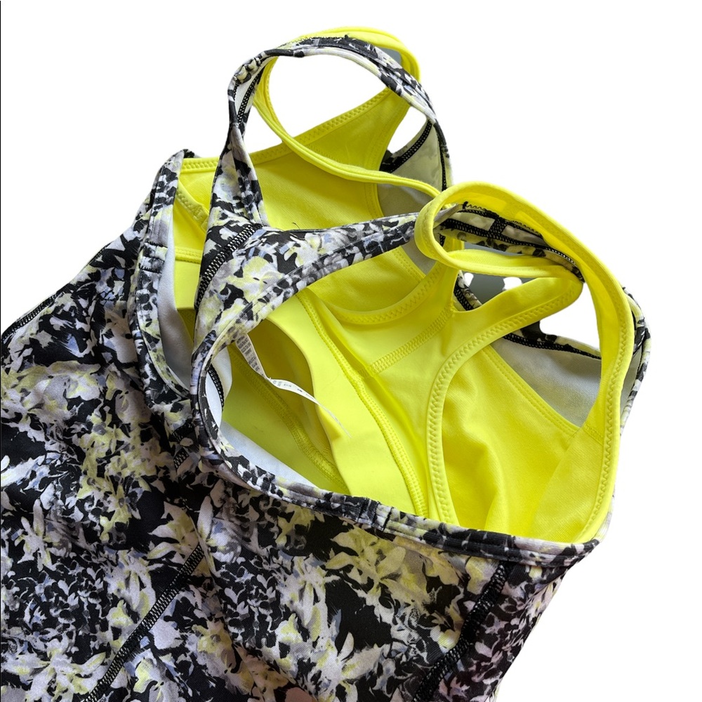 NEW Lululemon Inspiration Tank Size 4 Gray Black Yellow Floral Built in Bra - Picture 6 of 6